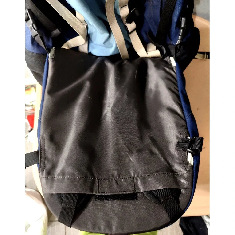 The North Face‎ W'Badlands 65 Backpack With Rainfly And Padded Shoulders W-M